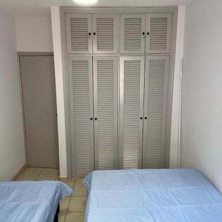 Apartamento 2 Guaruja Enseada 2 Dorm, 200M Praia Ed Carpentier מראה חיצוני תמונה