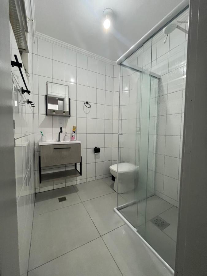 Apartamento 2 Guaruja Enseada 2 Dorm, 200M Praia Ed Carpentier מראה חיצוני תמונה